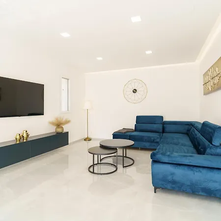 Vanesa Villa